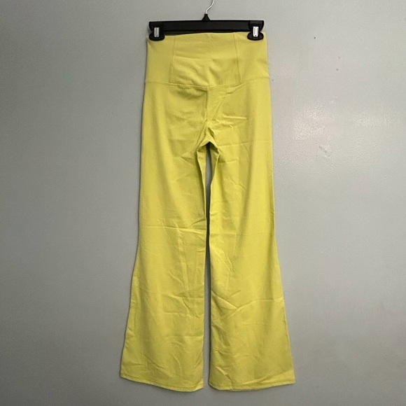 Happily Grey flare leggings - Picture 5 of 11